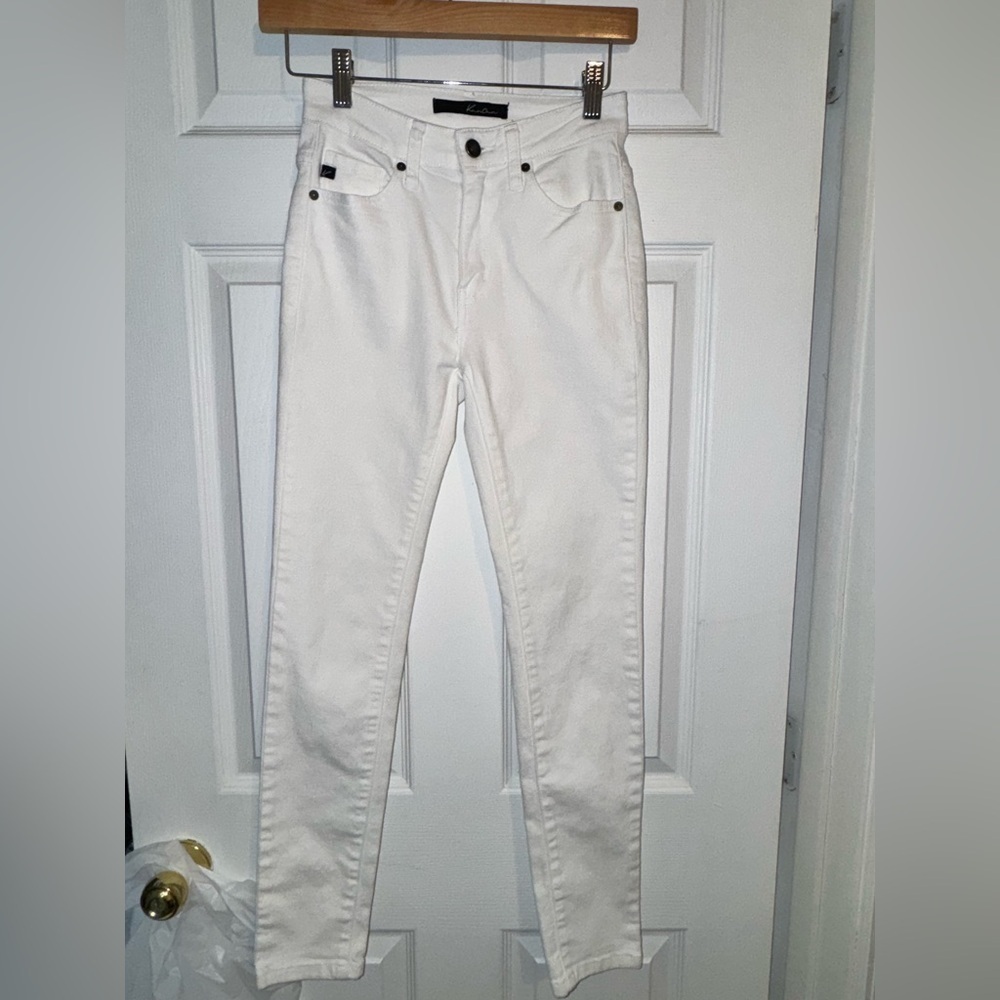 KanCan Women's Crisp White Skinny Jeans